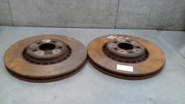 Disco do freio dianteiro 30657301 VOLVO