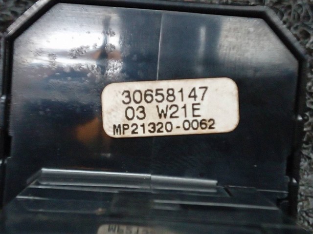 VOLVO 30658147 Кнопка включения мотора стеклоподъемника передняя правая в наличии Житомир