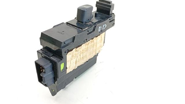 30658147 VOLVO Кнопка стеклоподъемника передняя купить в Чернигов