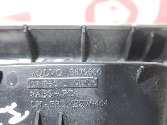 VOLVO 30658444 Кнопочный блок управления стеклоподъемником передний левый в наличии Николаев