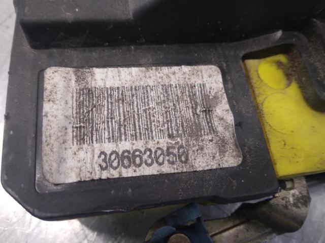 VOLVO 30663050 Замок двери задней правой в наличии Черновцы