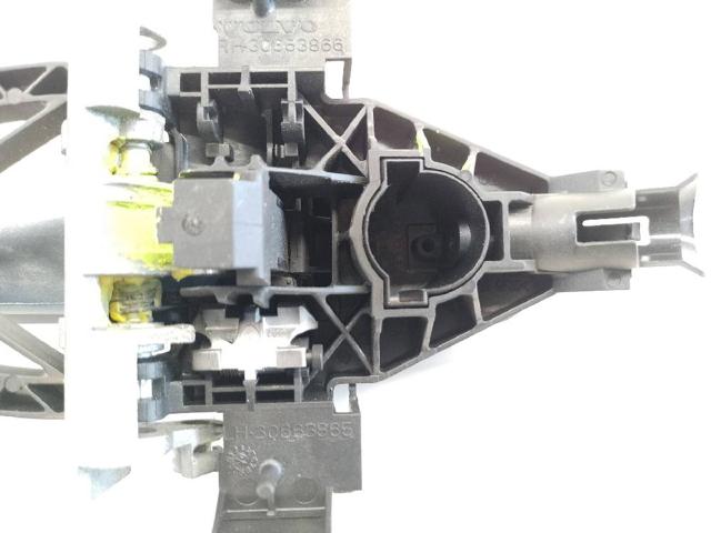 30663866 VOLVO Держатель наружной ручки двери передней правой купить в Павлоград