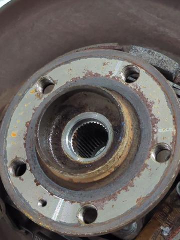 VOLVO 30666468 Цапфа задняя правая в наличии Харьков