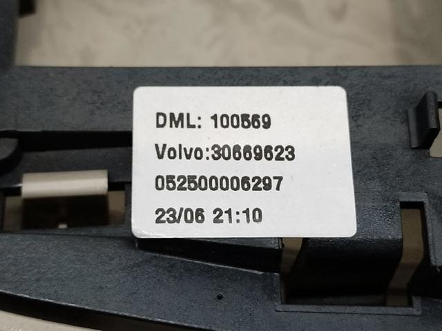 30669623 VOLVO Плафон освещения салона (кабины) купить в Сумы