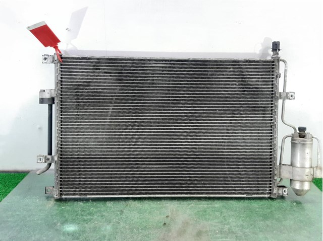 Condensador de ar condicionado / radiador para Volvo S80 I (184) (2001-2006) 2.4 D D5244T2 30676414