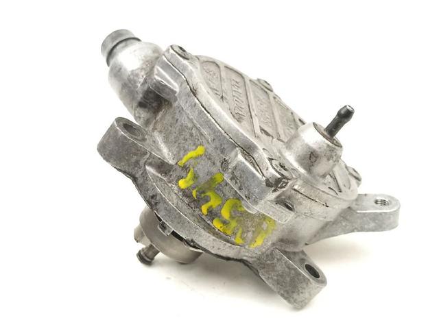 VOLVO 30677904 Насос вакуумный в наличии Кривой Рог