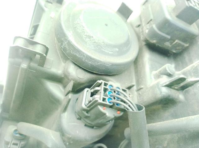 30678175 VOLVO Фара правая купить в Черновцы