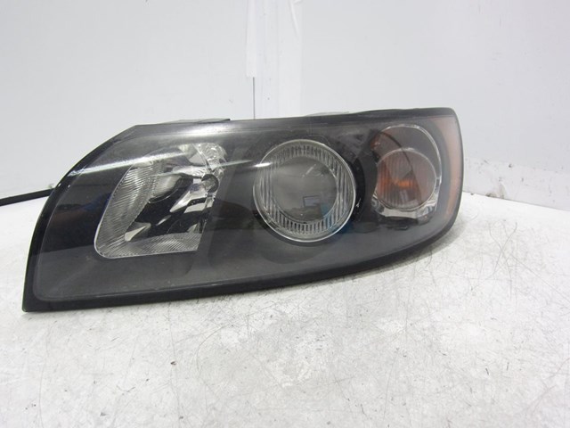 Luz esquerda 30678898 Volvo