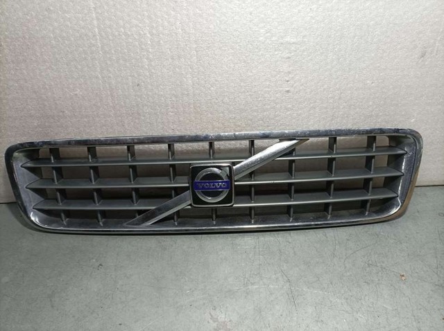 30678980 VOLVO Решетка радиатора купить в Винница