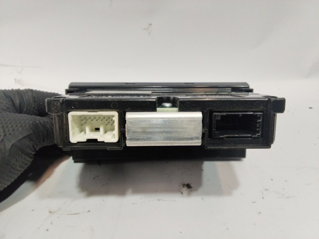 VOLVO 30679647 Дисплей многофункциональный в наличии Павлоград