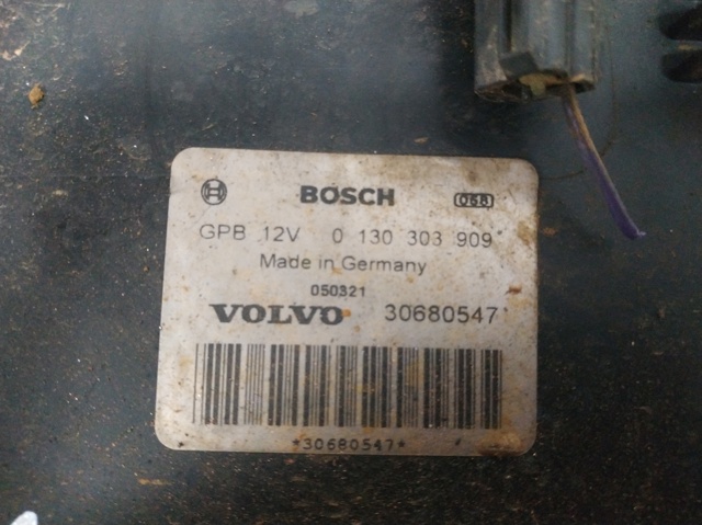 VOLVO 30680547 Диффузор вентилятора в сборе с мотором и крыльчаткой в наличии Николаев