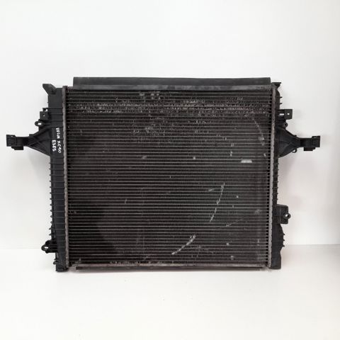 30681495 VOLVO Радиатор охлаждения двигателя купить в Киев