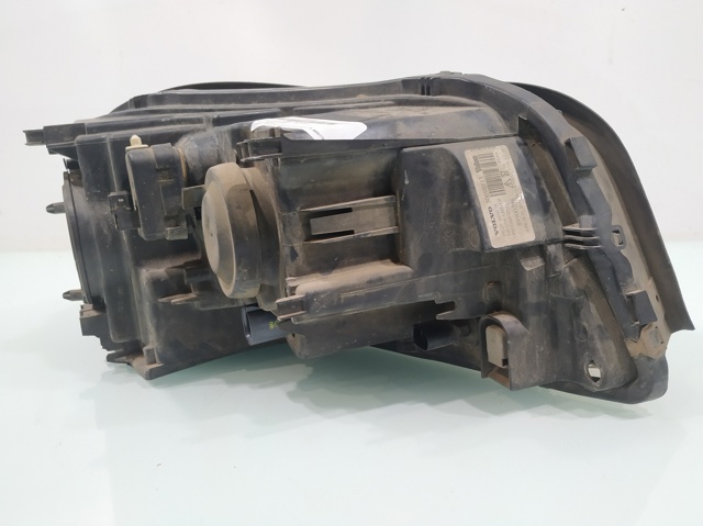 VOLVO 30698813 Левая фара в наличии Житомир