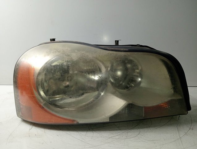 30698814 VOLVO Фара правая купить в Николаев