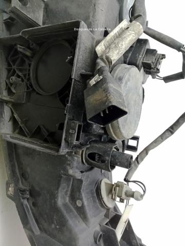 30698826 VOLVO Правая фара купить в Киев
