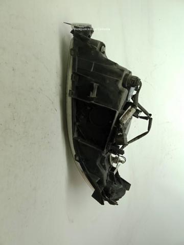 30698826 VOLVO Правая фара купить в Одесса