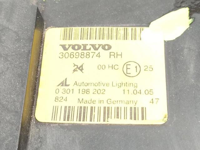VOLVO 30698874 Левая фара в наличии Ровно
