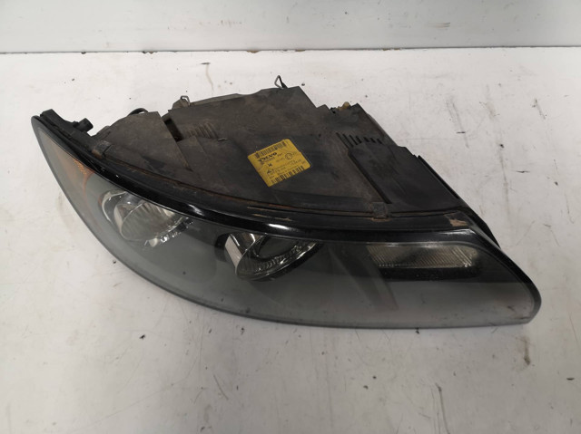 30698886 VOLVO Правая фара купить в Ужгород