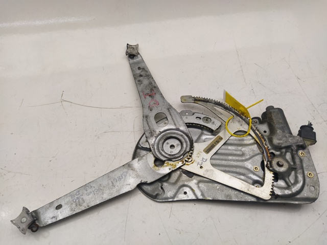 Mecanismo de acionamento de vidro da porta dianteira esquerda 30699025 VOLVO