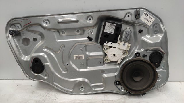 VOLVO 30710151 Мотор стеклоподъемника двери задней левой в наличии Чернигов