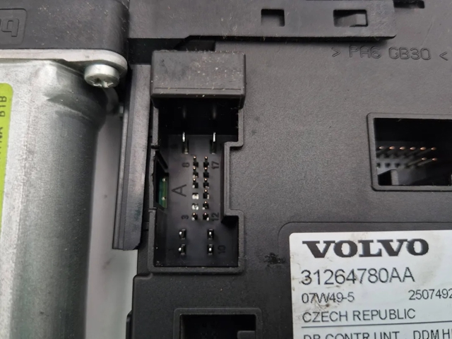 30710486 VOLVO Мотор стеклоподъемника двери задней левой купить в Кривой Рог