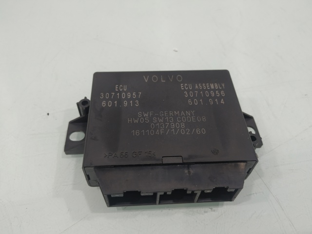 VOLVO 30710957 в наличии Львов