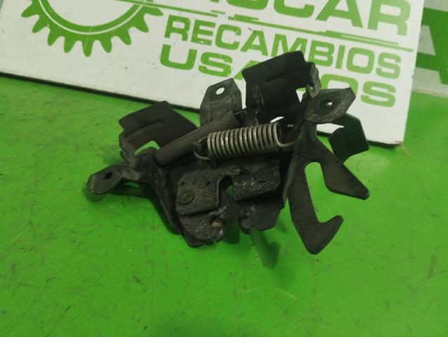 Fecho da capota 30716530 Volvo