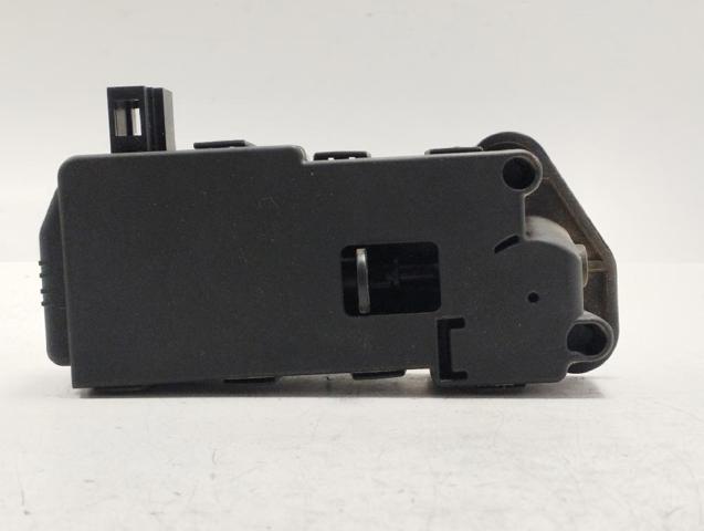 30716754 VOLVO Замок открывания лючка бензобака купить в Чернигов