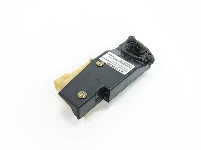 VOLVO 30716837 Замок открывания лючка бензобака в наличии Житомир
