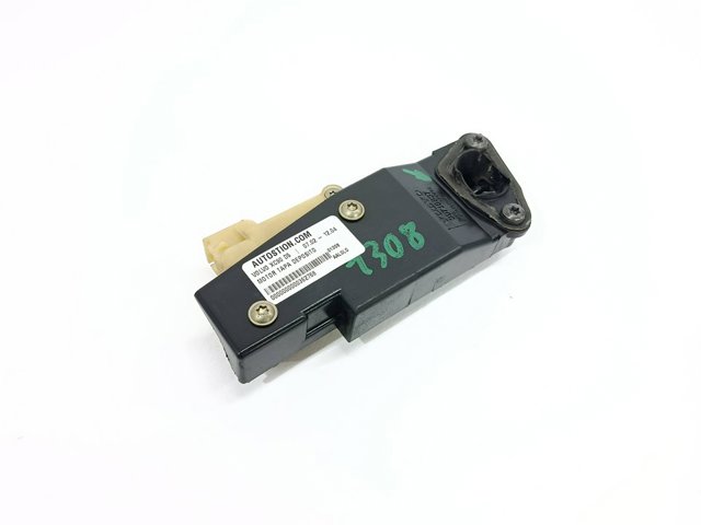 VOLVO 30716837 Замок открывания лючка бензобака в наличии Ирпень