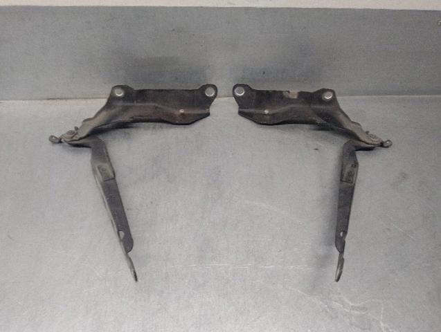 30716882 VOLVO Петля капота левая купить в Каменское