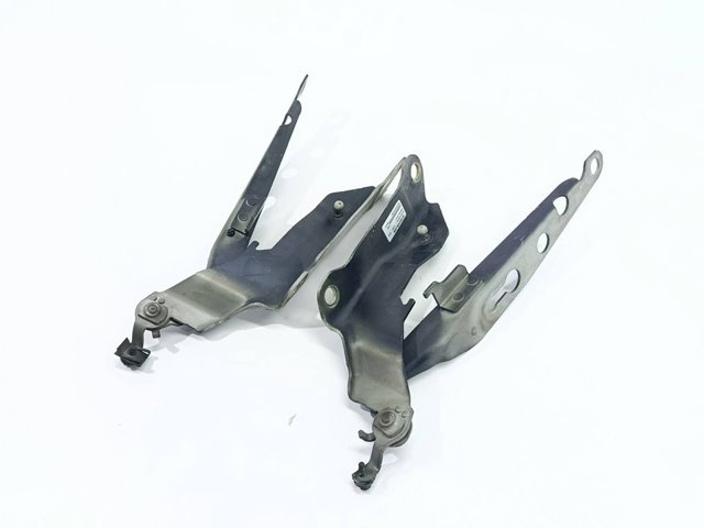 30716883 VOLVO Петля капота правая купить в Харьков
