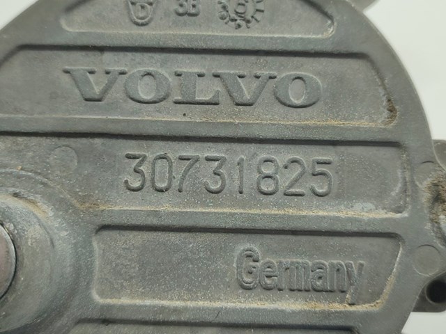 Depressor de freio / bomba de vácuo para Volvo S60 I 2.4 D D5244T 30731825