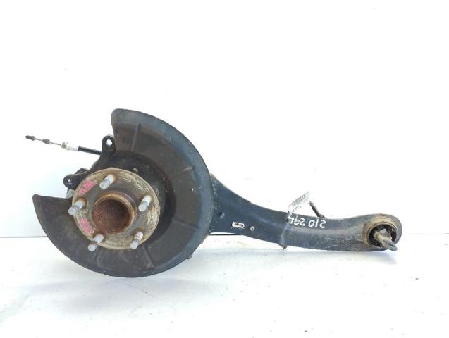 30736775 VOLVO Цапфа задняя правая купить в Черкассы