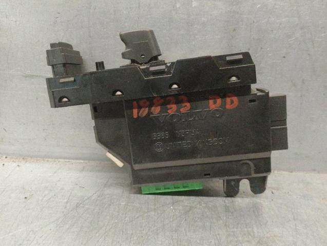 VOLVO 30737519 Кнопочный блок управления стеклоподъемником передний правый в наличии Ровно