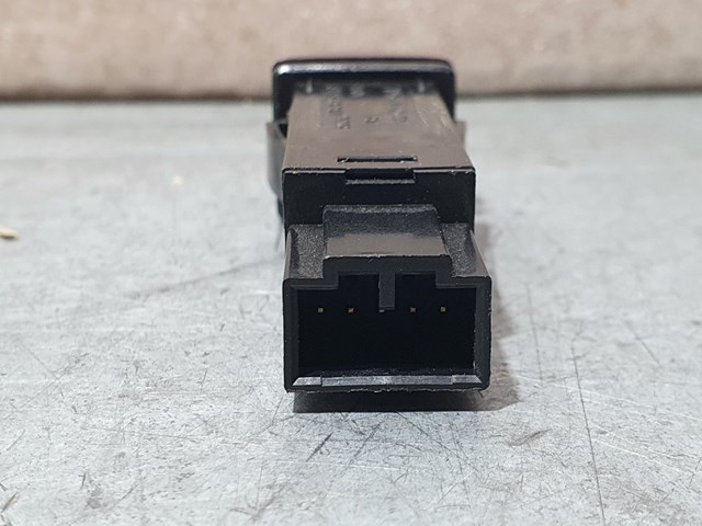 Botão de ativação do sinal de emergência Volvo S40 2 MS