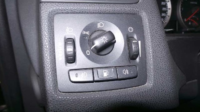 30739300 VOLVO Переключатель света фар на "торпедо" купить в Ровно
