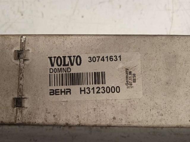 30741631 VOLVO Радиатор интеркуллера купить в Тернополь