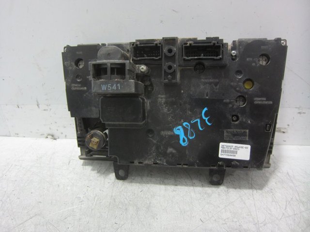 VOLVO 30746025 Блок управления режимами отопления/кондиционирования в наличии Житомир
