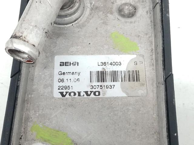 VOLVO 30751937 Масляный радиатор в наличии Хмельницкий