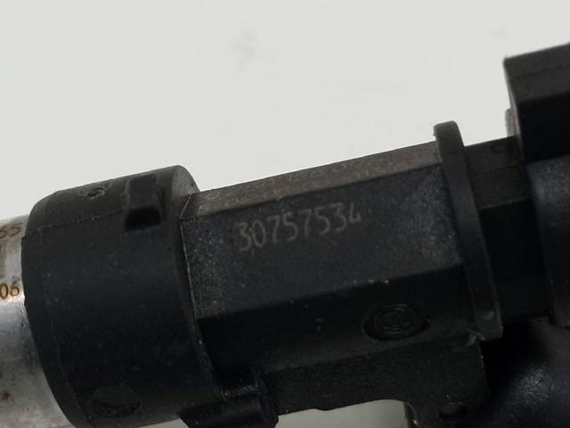 Injetor de injeção de combustível Volvo V40 525, 526