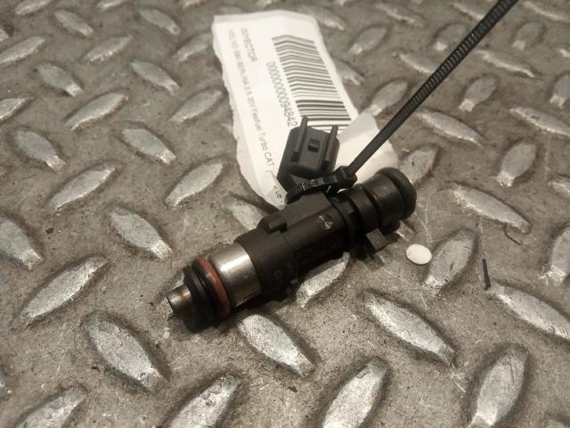 Injetor de injeção de combustível Volvo V40 525, 526