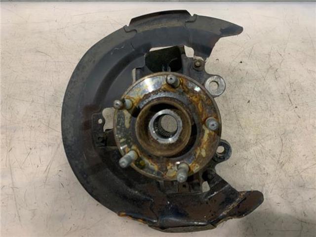 VOLVO 30760281 Цапфа передняя правая в наличии Ирпень