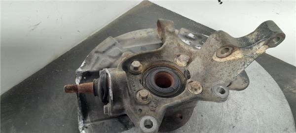 30760562 VOLVO Цапфа (поворотный кулак) передний правый купить в Запорожье