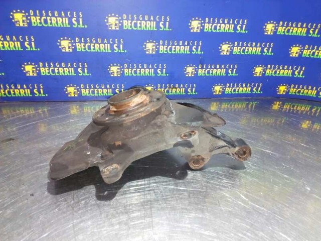30760562 VOLVO Цапфа (поворотный кулак) передний правый купить в Павлоград