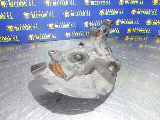 VOLVO 30760562 Цапфа (поворотный кулак) передний правый в наличии Хмельницкий