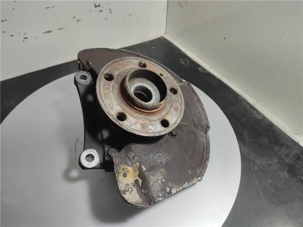 30760714 VOLVO Цапфа передняя левая купить в Черновцы