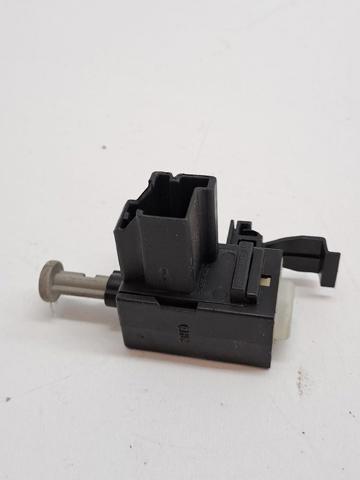 VOLVO 30773748 Датчик включения сцепления  в наличии Львов