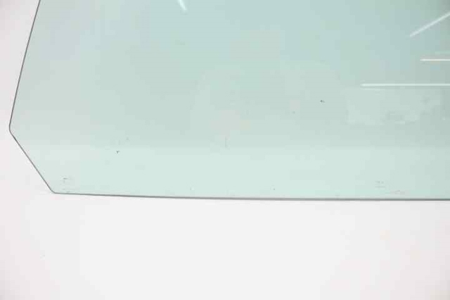 30779421 VOLVO Стекло двери передней левой купить в Одесса
