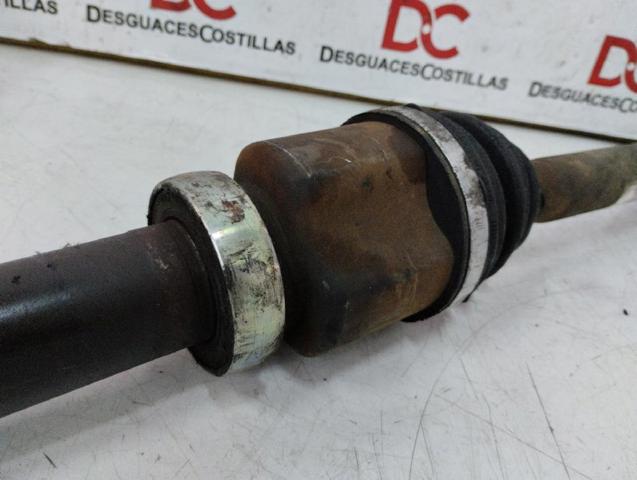 VOLVO 30783004 Полуось (привод) передняя правая в наличии Полтава